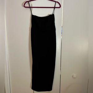 Helly Molly Fitted Black Number